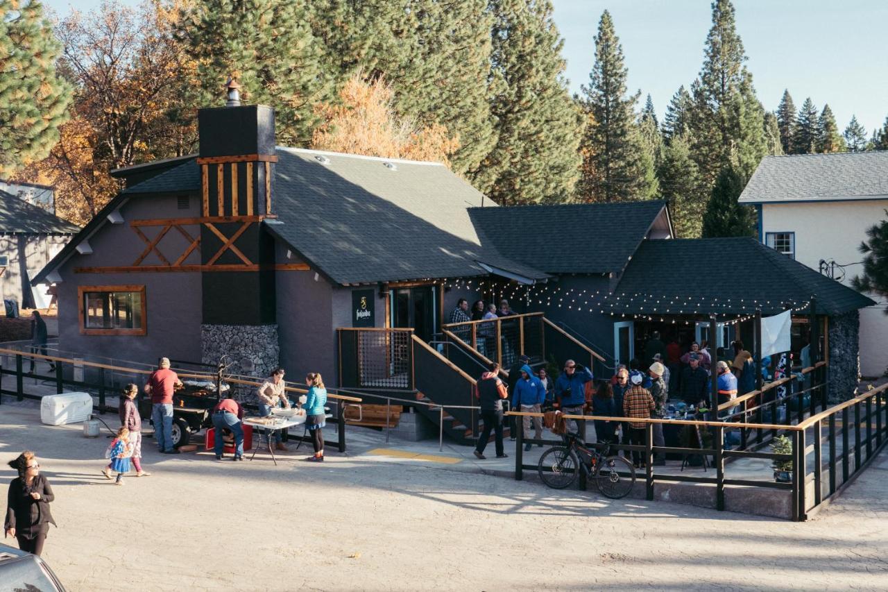 Summit View Inn Mount Shasta Dış mekan fotoğraf